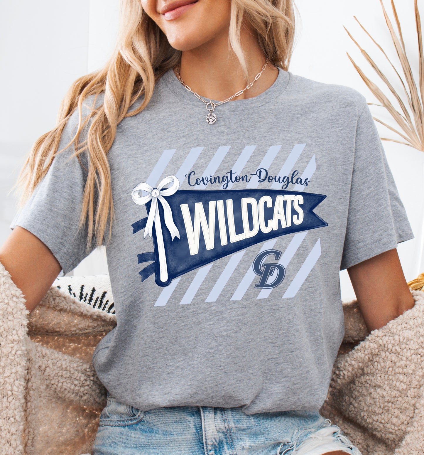 C-D Jr. Class Fundraiser Wildcats Pennant Tee Adult-Toddler